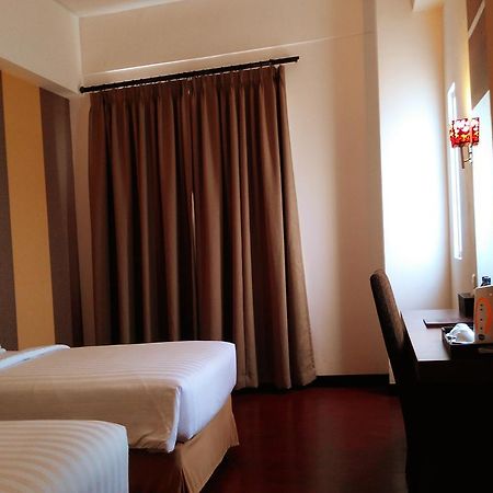 Grand Imawan Hotel Макасар Екстер'єр фото