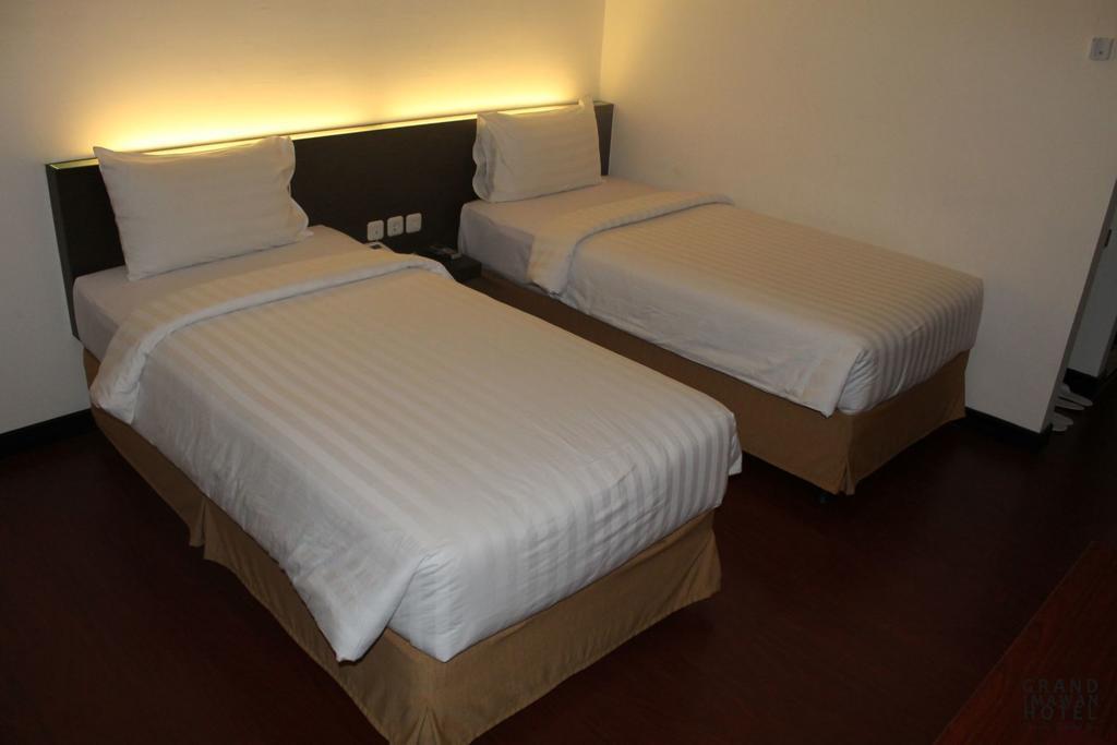 Grand Imawan Hotel Макасар Номер фото
